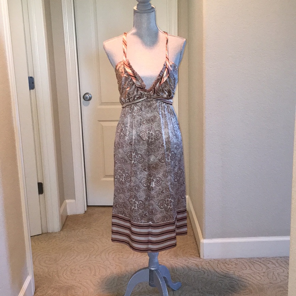 100% silk beautiful dress.